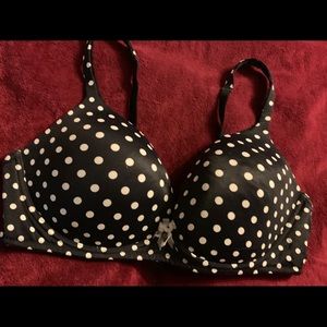 Victoria's Secret Body by Victoria No Wire